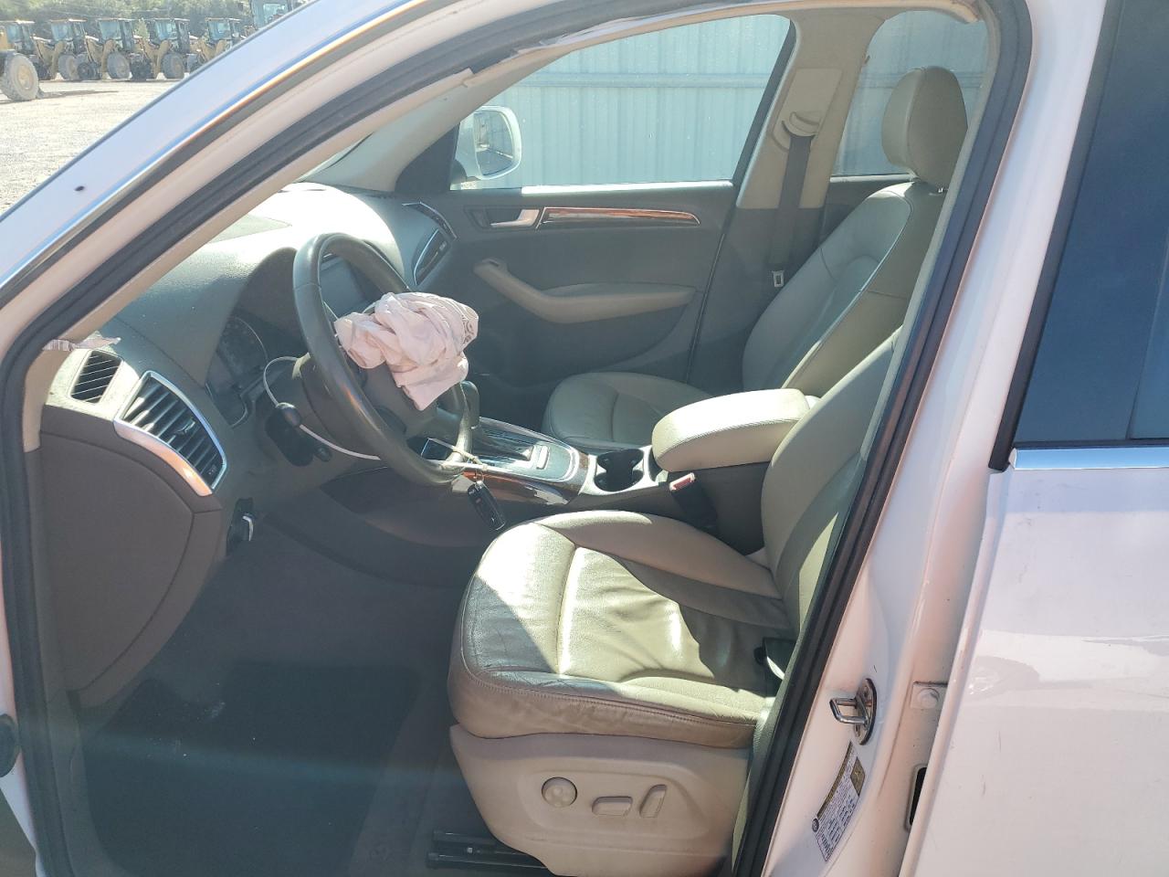 WA1LKAFP9AA091082 2010 Audi Q5 Premium Plus