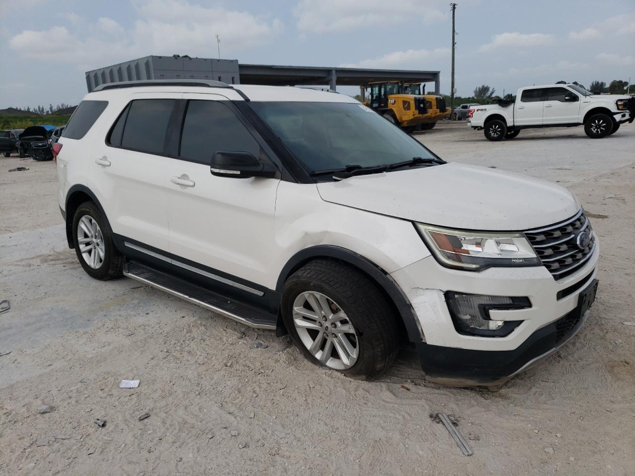 1FM5K7D82GGC55495 2016 Ford Explorer Xlt