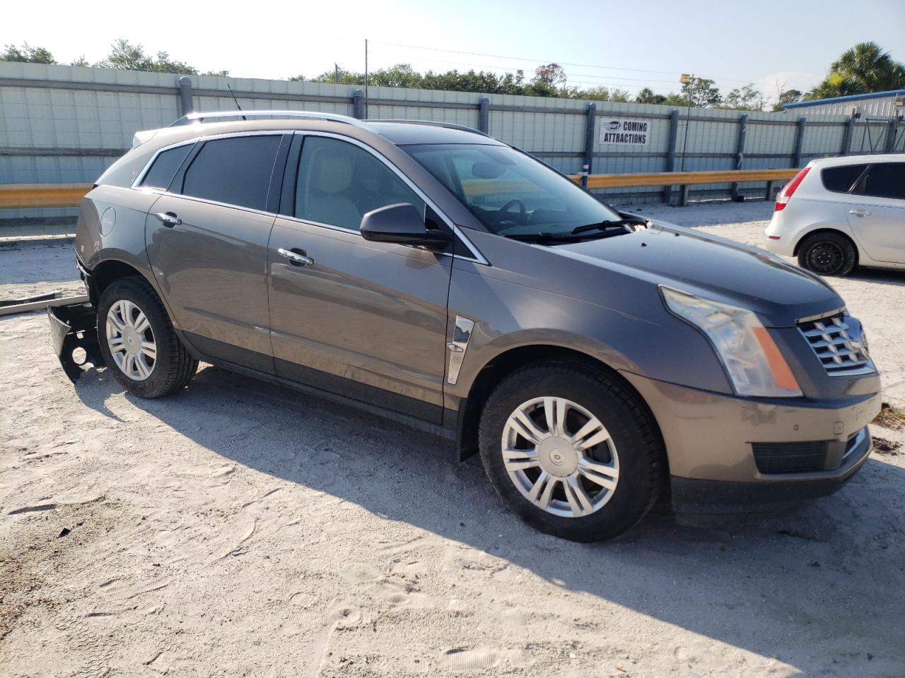 3GYFNAEY8BS569815 2011 Cadillac Srx Luxury Collection