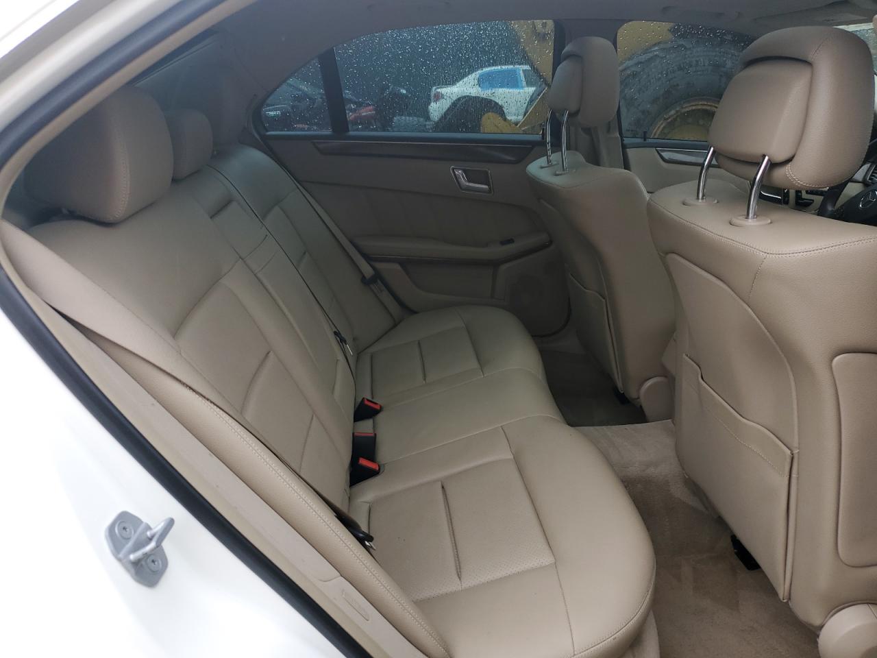 WDDHF2EB9BA370731 2011 Mercedes-Benz E 350 Bluetec