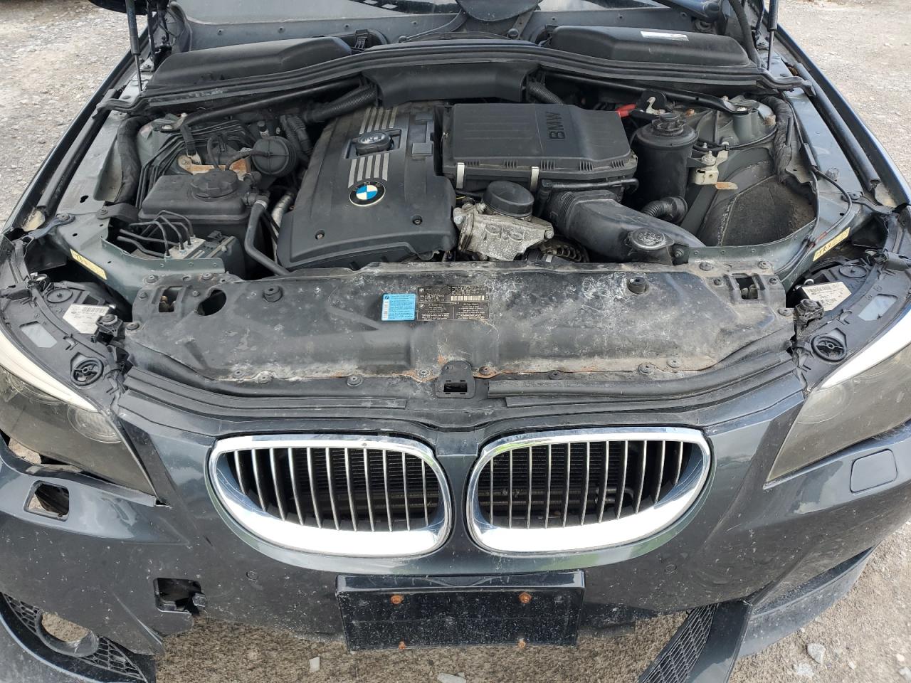 WBANV9C52AC139076 2010 BMW 535 Xi