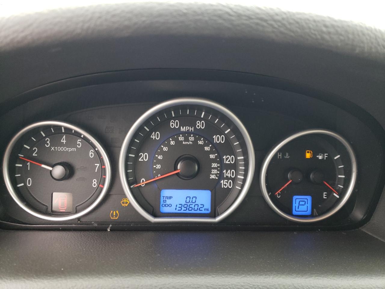 KM8NUDCC8CU184992 2012 Hyundai Veracruz Gls