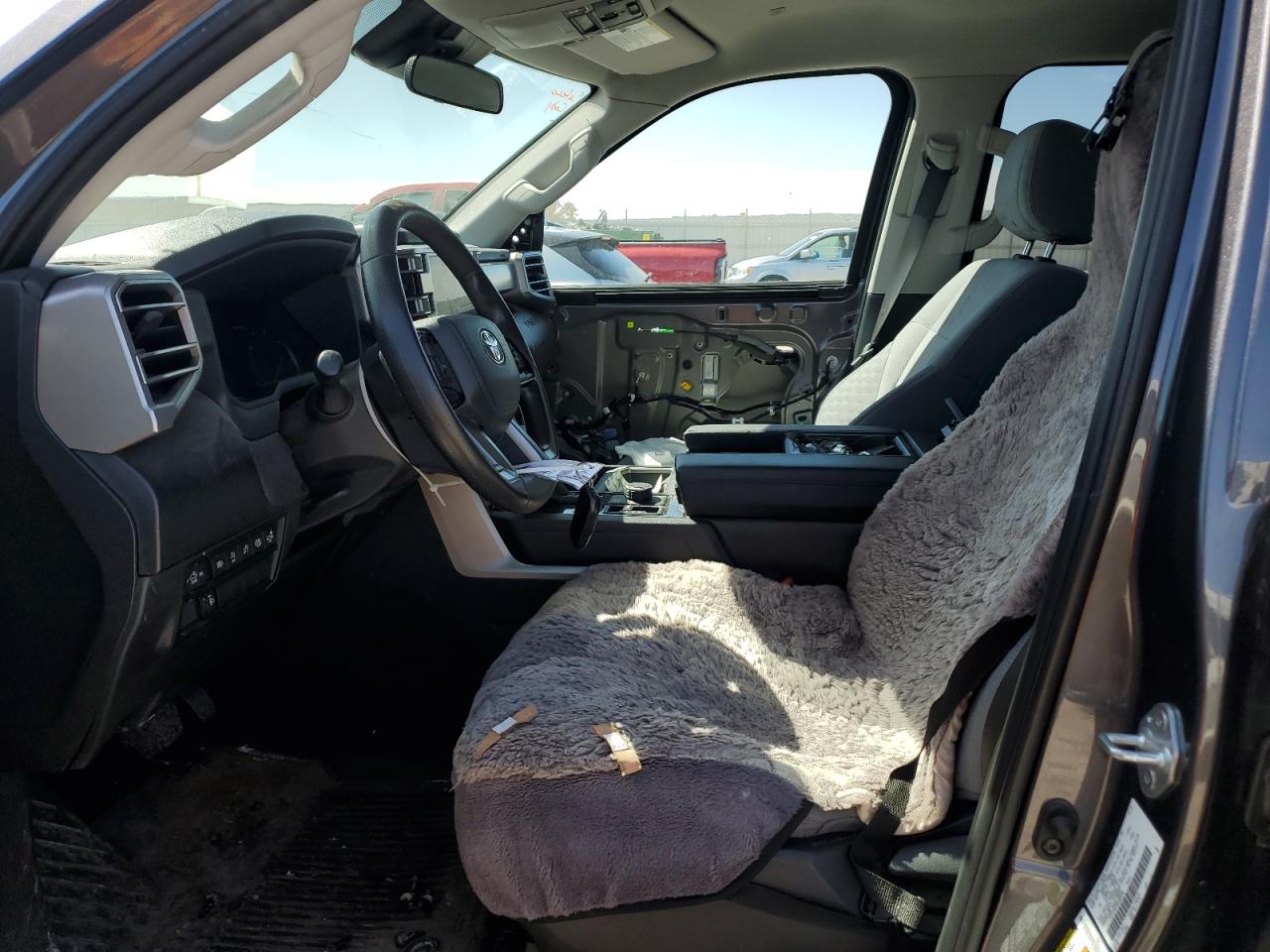 5TFLA5EC0NX005398 2022 Toyota Tundra Crewmax Sr5