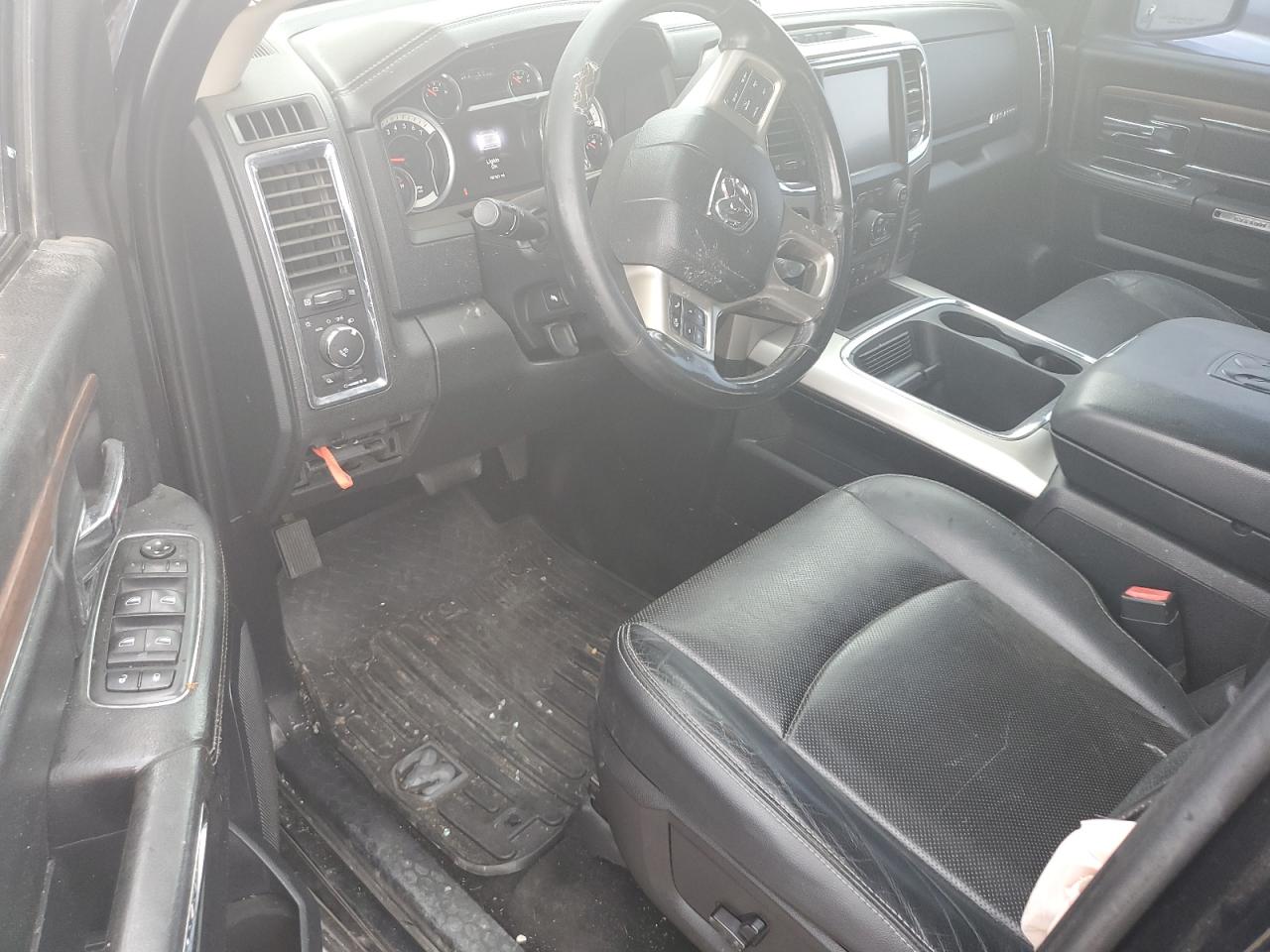 1C6RR7NT2GS106058 2016 Ram 1500 Laramie