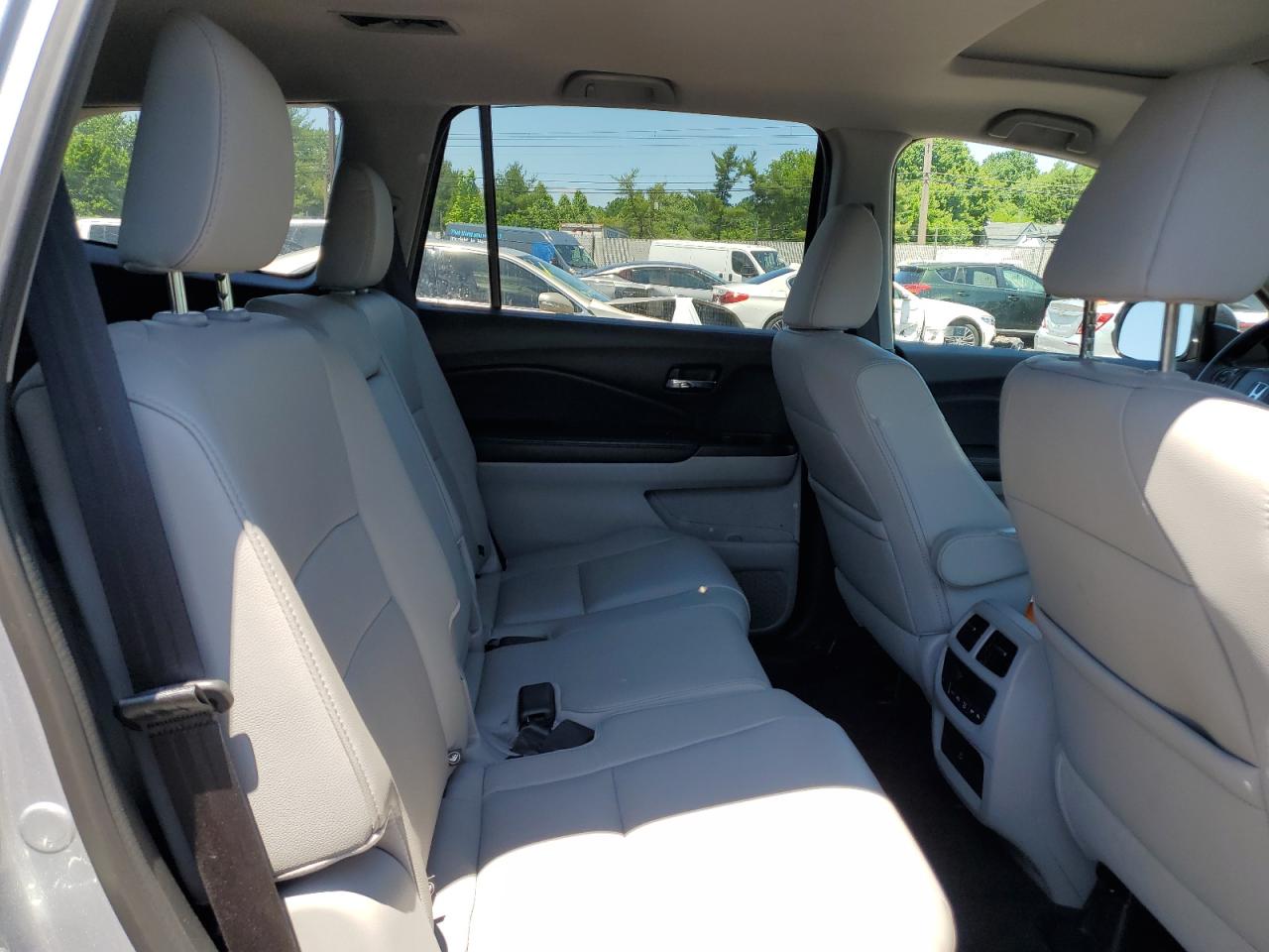 5FNYF6H57HB069060 2017 Honda Pilot Exl