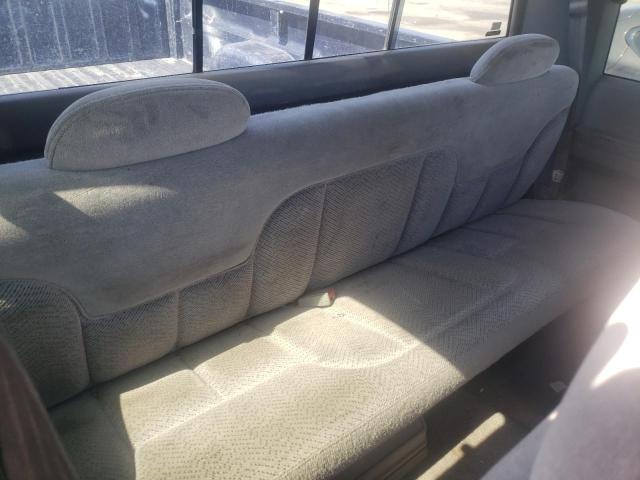 1998 Chevrolet Gmt-400 C2500 VIN: 1GCGC29J1WE124352 Lot: 55889674