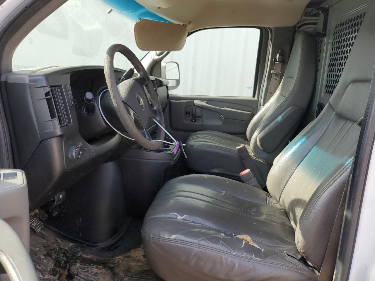 1GCWGFBAXE1143246 2014 Chevrolet Express G2500