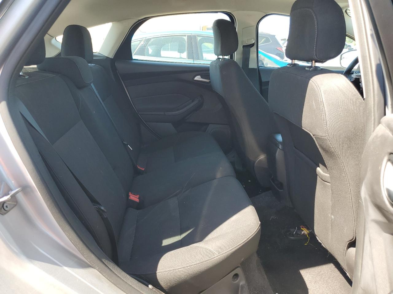 1FADP3K29JL280357 2018 Ford Focus Se