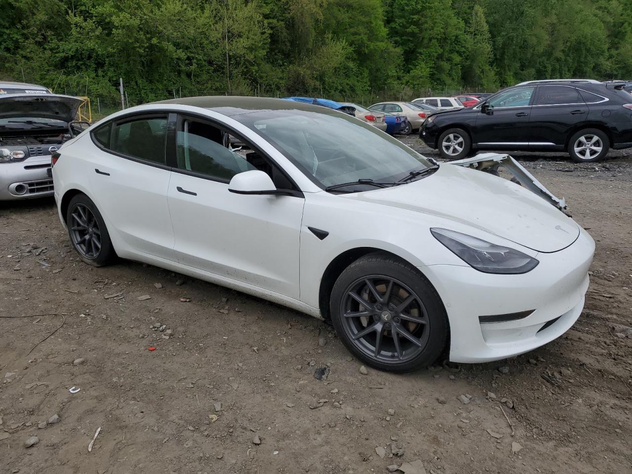 2021 Tesla Model 3 vin: 5YJ3E1EA0MF063676