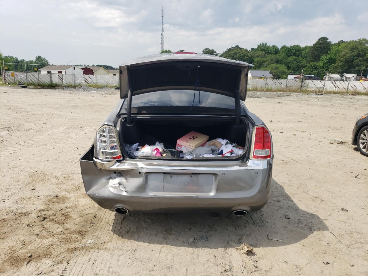 2C3CA5CG0BH522176 2011 Chrysler 300 Limited