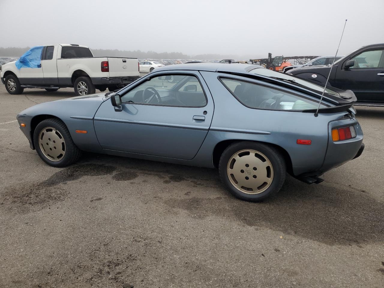 WP0ZZZ92ZES841929 1984 Porsche 928