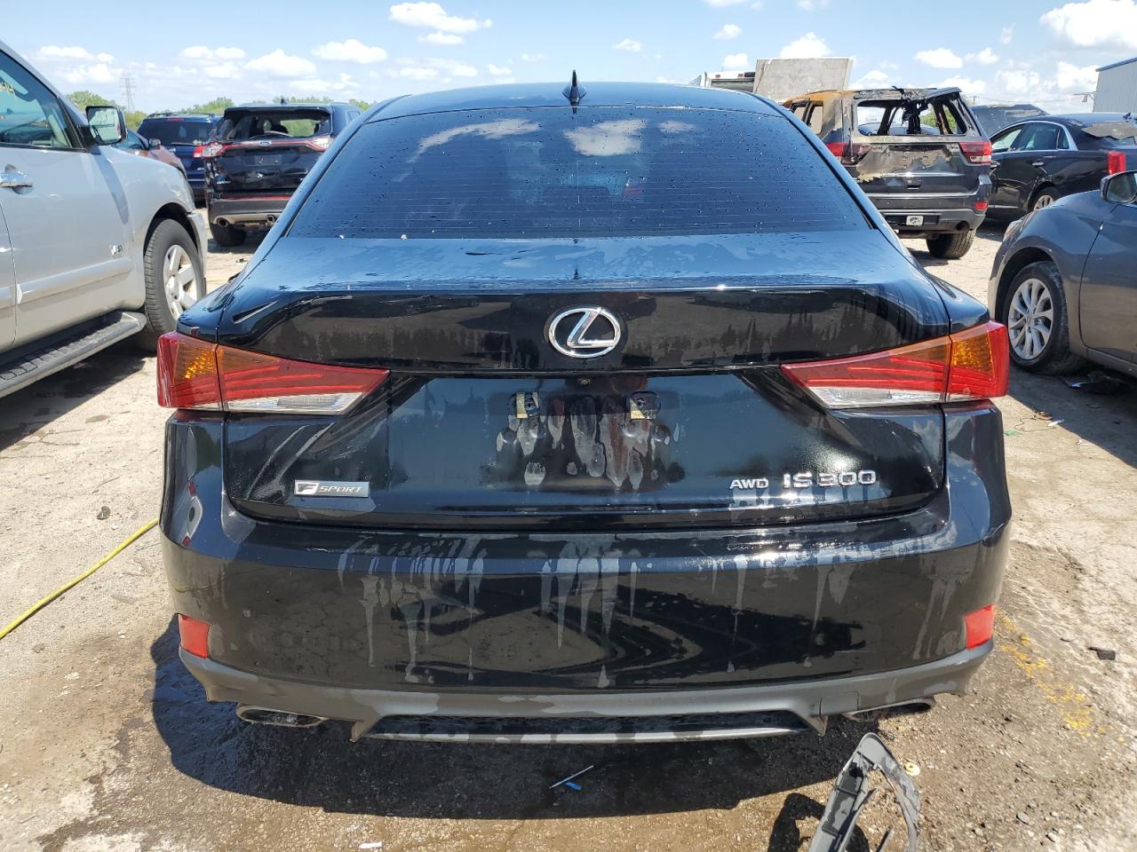 JTHC81D2XJ5031573 2018 Lexus Is 300