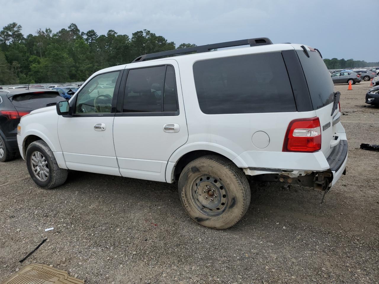 2013 Ford Expedition Xlt vin: 1FMJU1H5XDEF11718