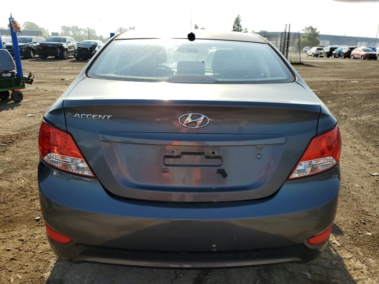 2012 Hyundai Accent Gls vin: KMHCU4AE2CU076492