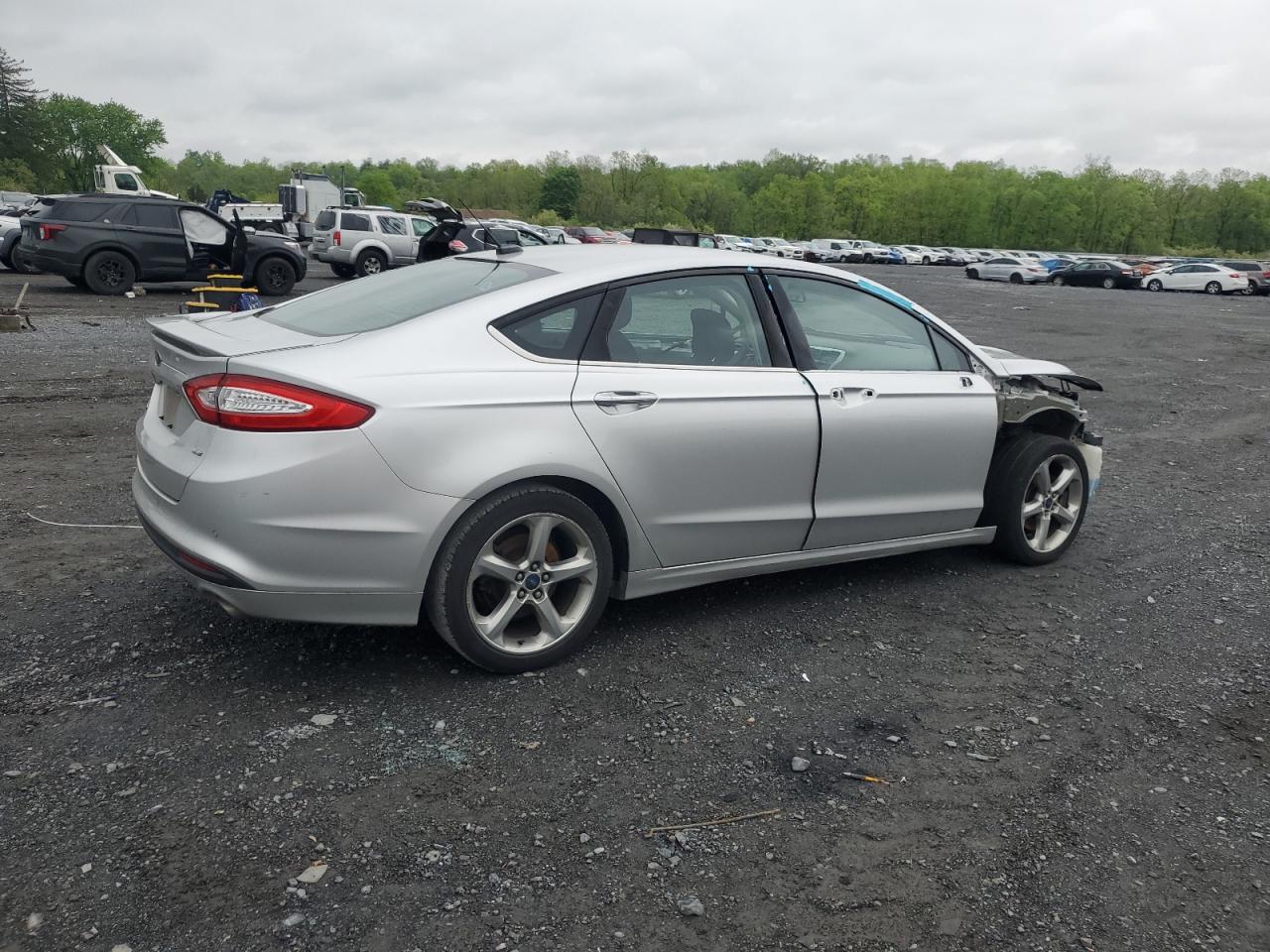 1FA6P0H7XE5383629 2014 Ford Fusion Se