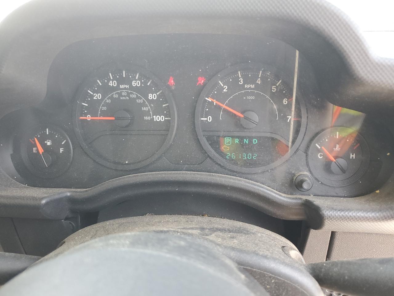 1J4FZ24198L560442 2008 Jeep Wrangler X