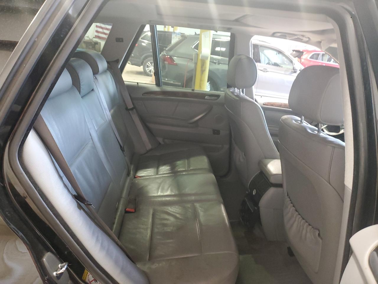 5UXFB535X6LV28868 2006 BMW X5 4.4I