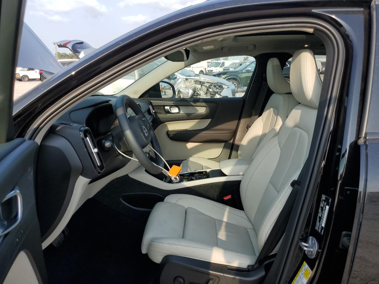 YV4L12UL5R2206925 2024 Volvo Xc40 Plus