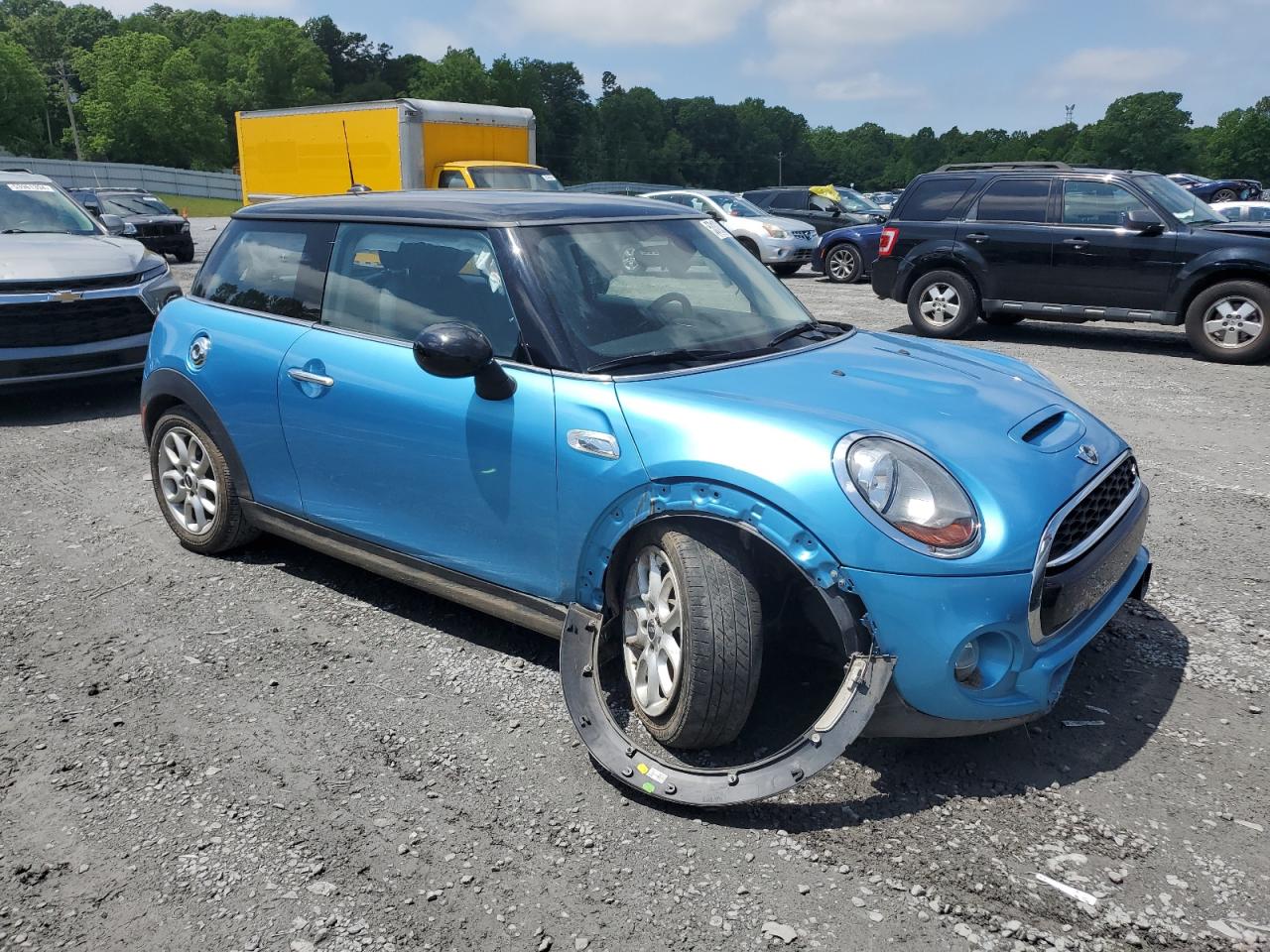 WMWXP7C57F2A40972 2015 Mini Cooper S