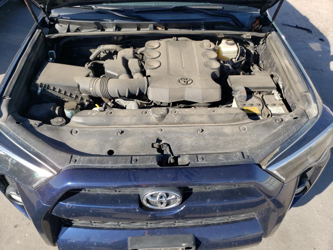 JTEBU5JR5J5577310 2018 Toyota 4Runner Sr5/Sr5 Premium