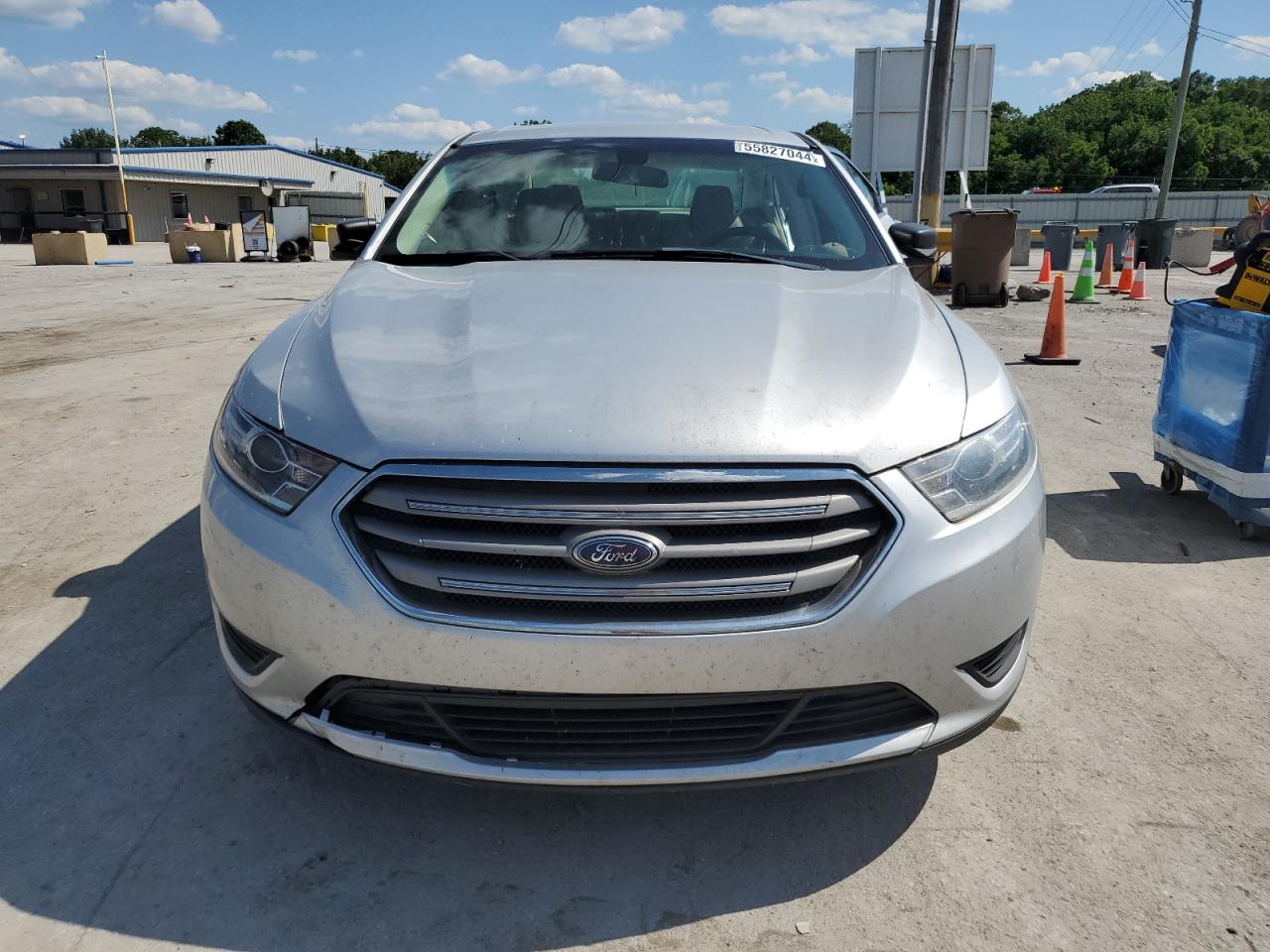 2018 Ford Taurus Se vin: 1FAHP2D83JG115300