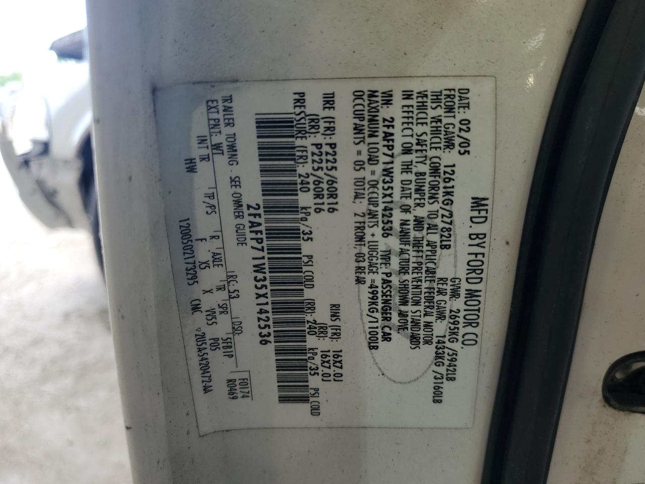 2FAFP71W35X142536 2005 Ford Crown Victoria Police Interceptor