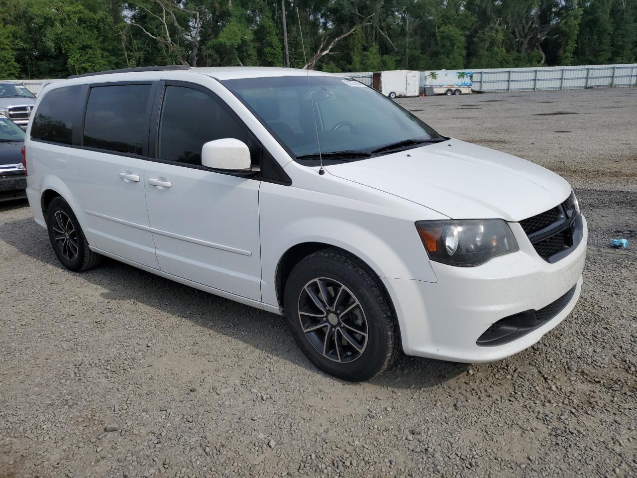 2C4RDGBG5HR834510 2017 Dodge Grand Caravan Se