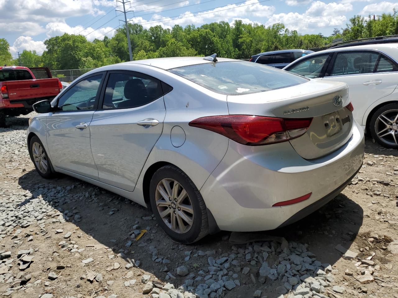 KMHDH4AE6GU587329 2016 Hyundai Elantra Se