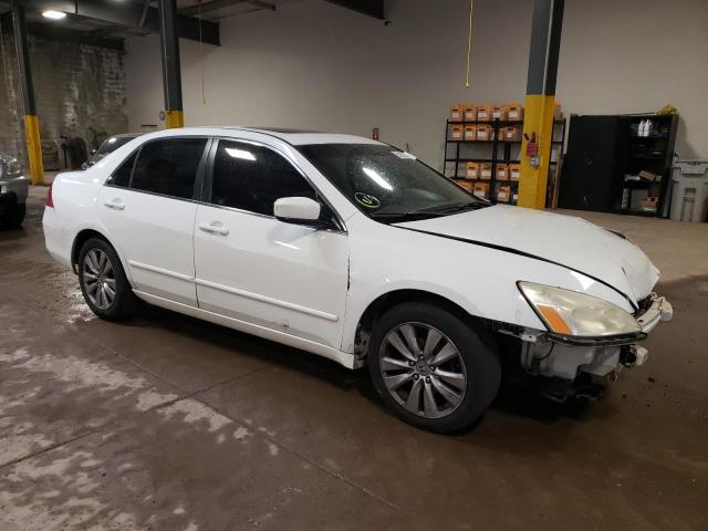 2007 Honda Accord Ex VIN: 1HGCM56857A111807 Lot: 52805264