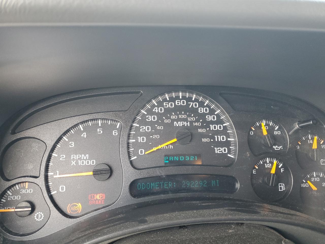 1GTGC13UX5F871812 2005 GMC Sierra C1500 Heavy Duty