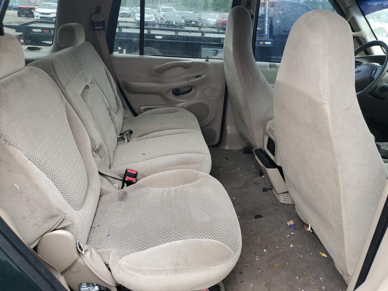 1FMRU15W01LB77920 2001 Ford Expedition Xlt