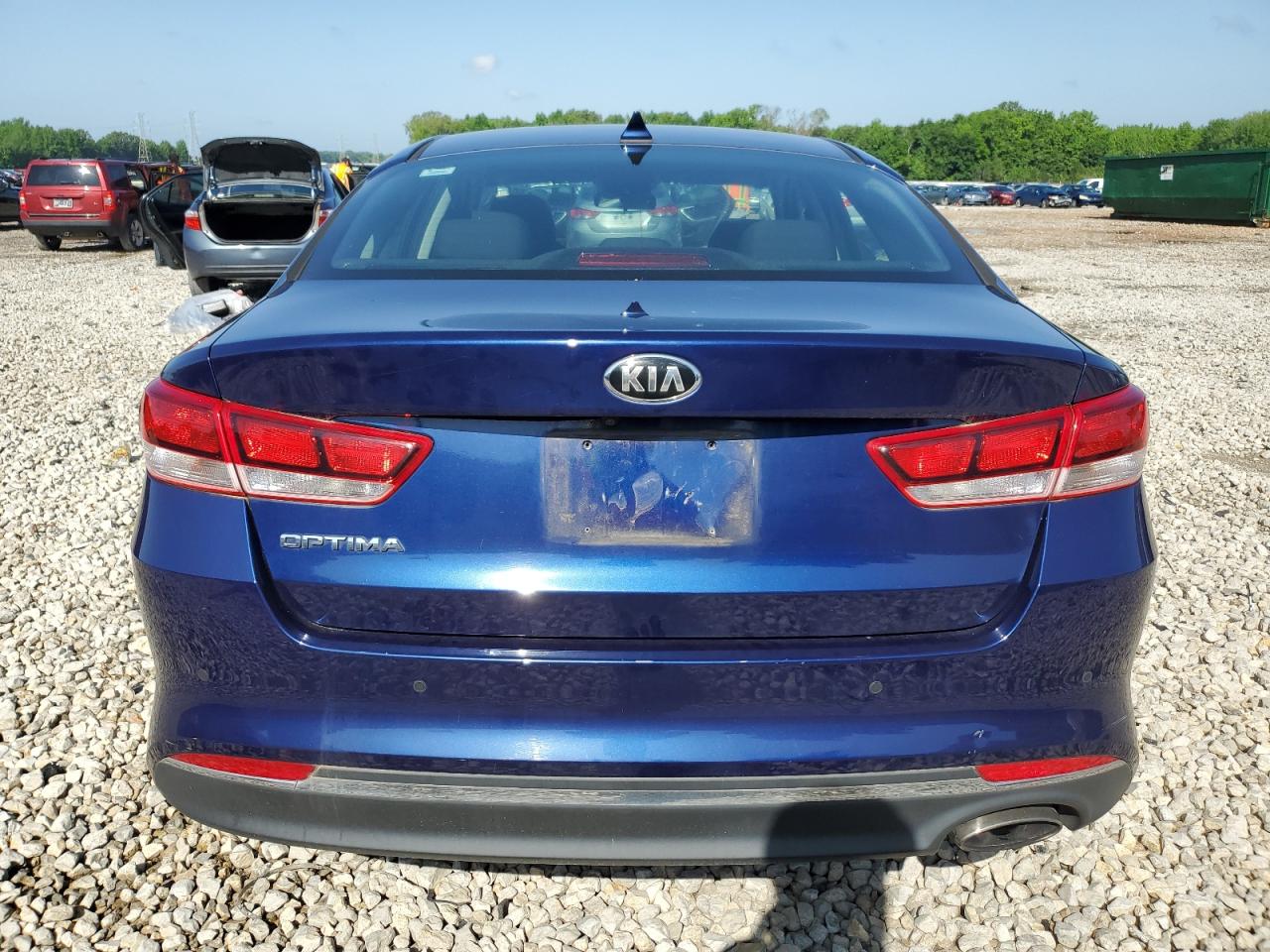 5XXGT4L32JG258717 2018 Kia Optima Lx