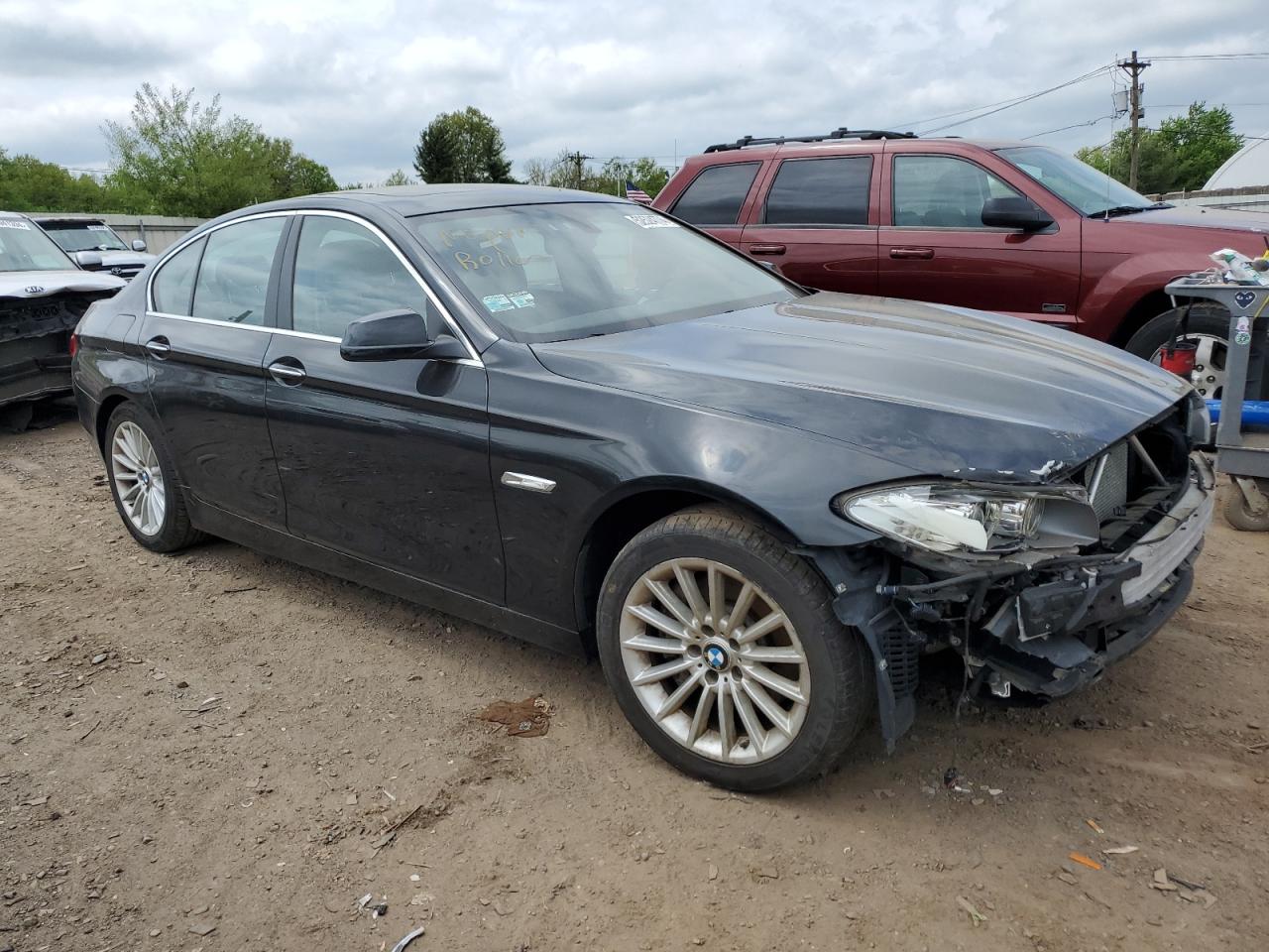 2013 BMW 535 Xi vin: WBAFU7C54DDU71868