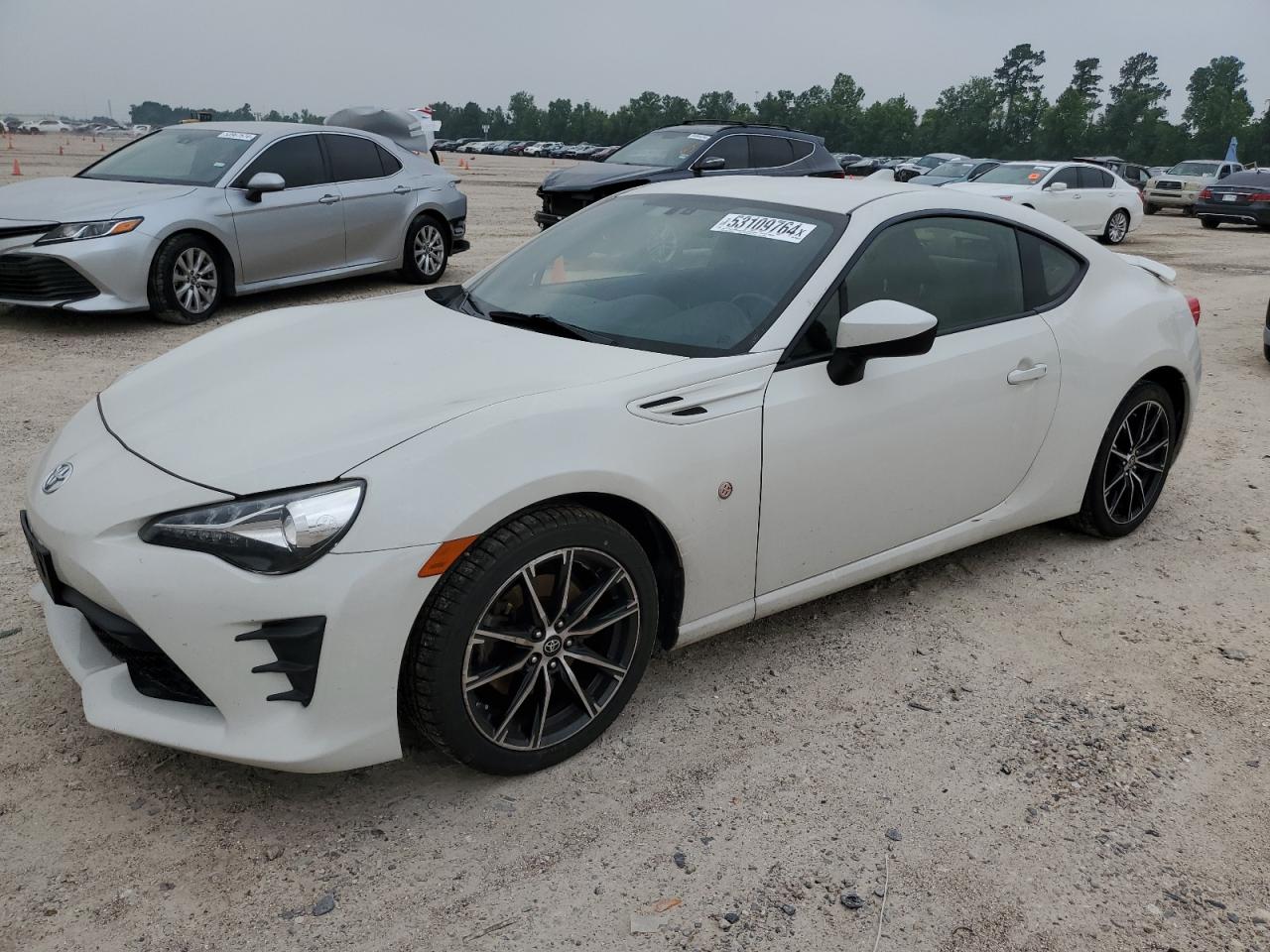 JF1ZNAA18H9701629 2017 Toyota 86 Base