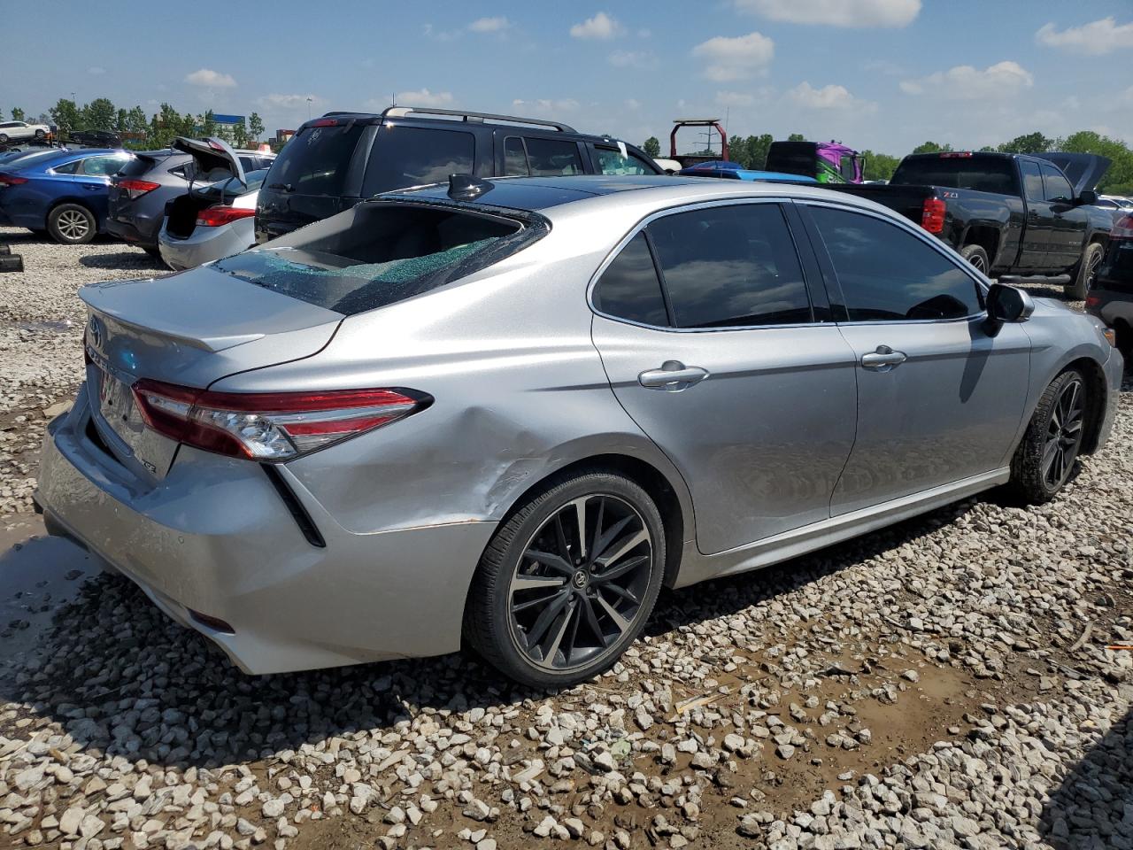 4T1B61HK8JU155260 2018 Toyota Camry Xse