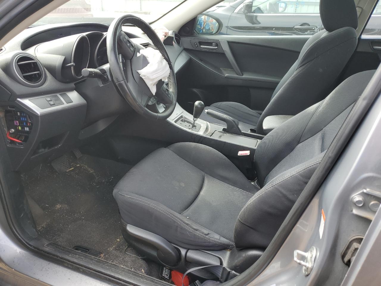 JM1BL1U55B1424220 2011 Mazda 3 S