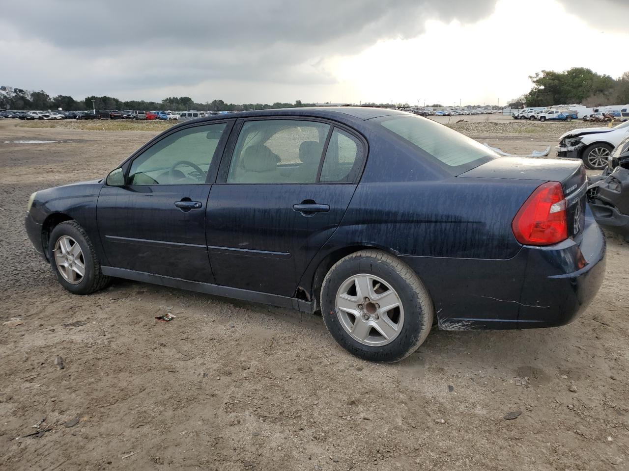 1G1ZS52F15F146081 2005 Chevrolet Malibu