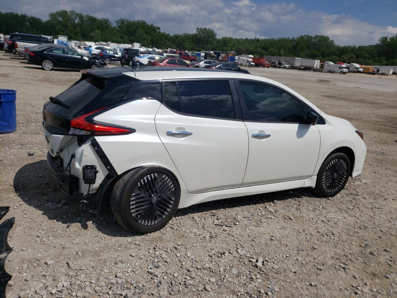 2023 Nissan Leaf Sv Plus vin: 1N4CZ1CV4PC557816