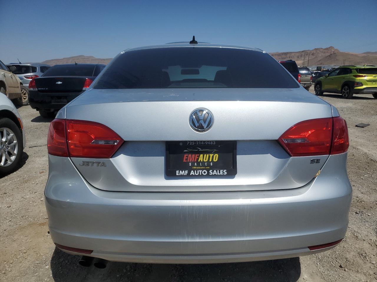 3VWD17AJ2EM256172 2014 Volkswagen Jetta Se