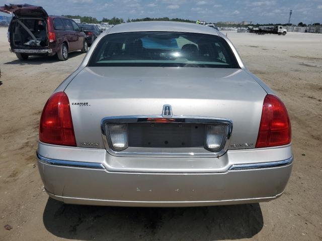 2008 Lincoln Town Car Signature Limited VIN: 2LNHM82V68X648515 Lot: 53810664