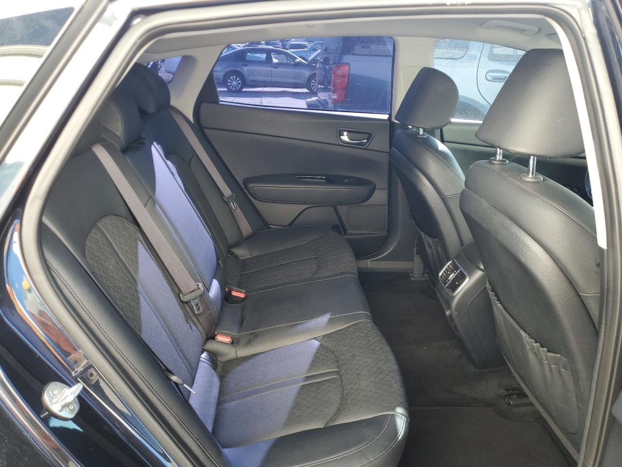 KNAGU4LE5K5032513 2019 Kia Optima Hybrid