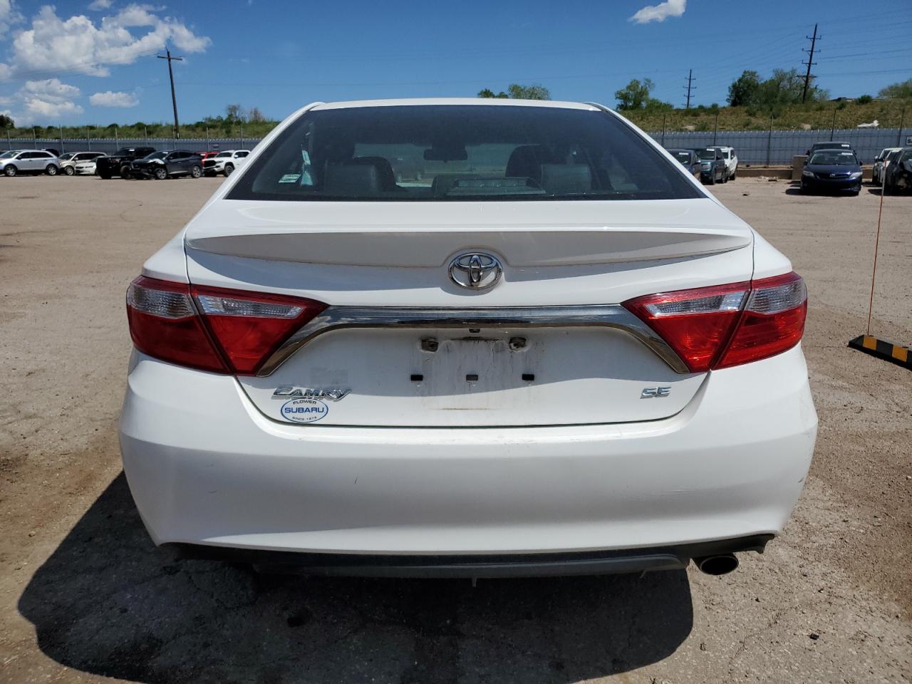 2016 Toyota Camry Le vin: 4T1BF1FK8GU247013