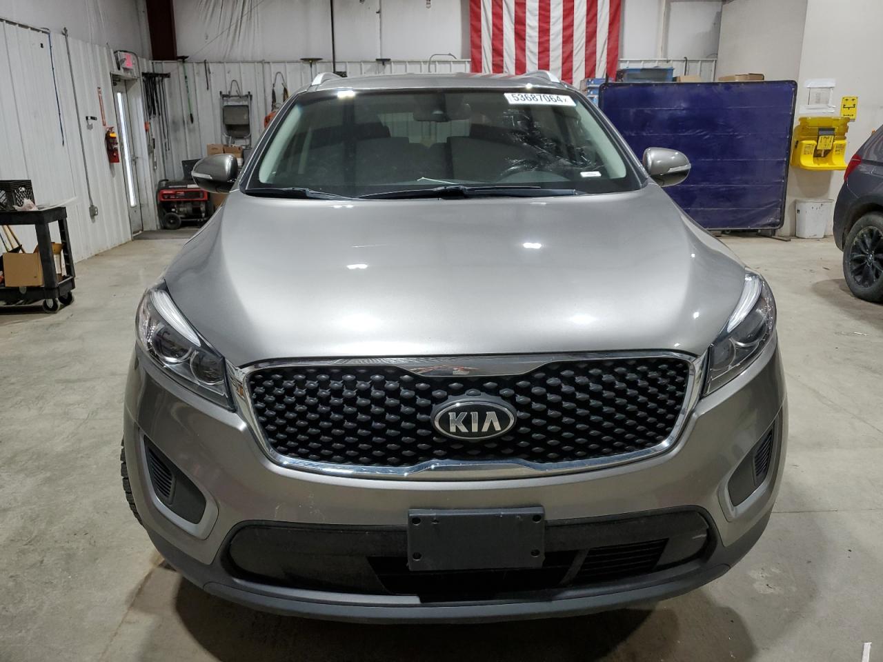 2018 Kia Sorento Lx vin: 5XYPG4A38JG415783