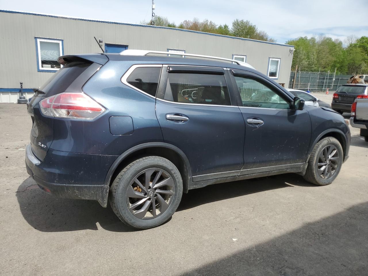 2016 Nissan Rogue S vin: 5N1AT2MV1GC809637