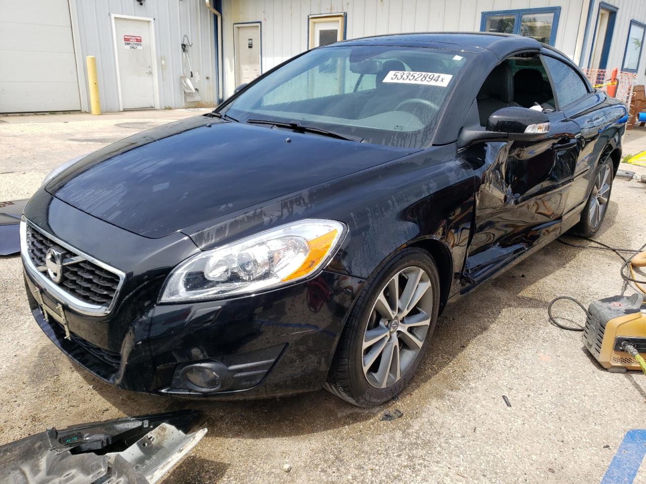  Salvage Volvo C70