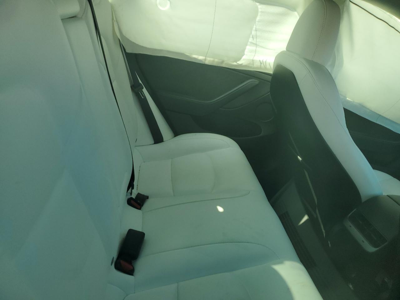 2023 Tesla Model 3 vin: 5YJ3E1EB3PF632937