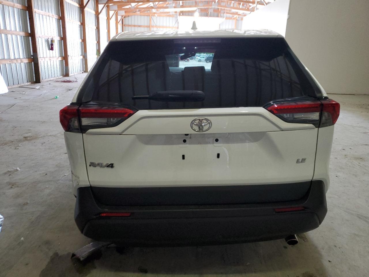 2T3H1RFV8NW201543 2022 Toyota Rav4 Le