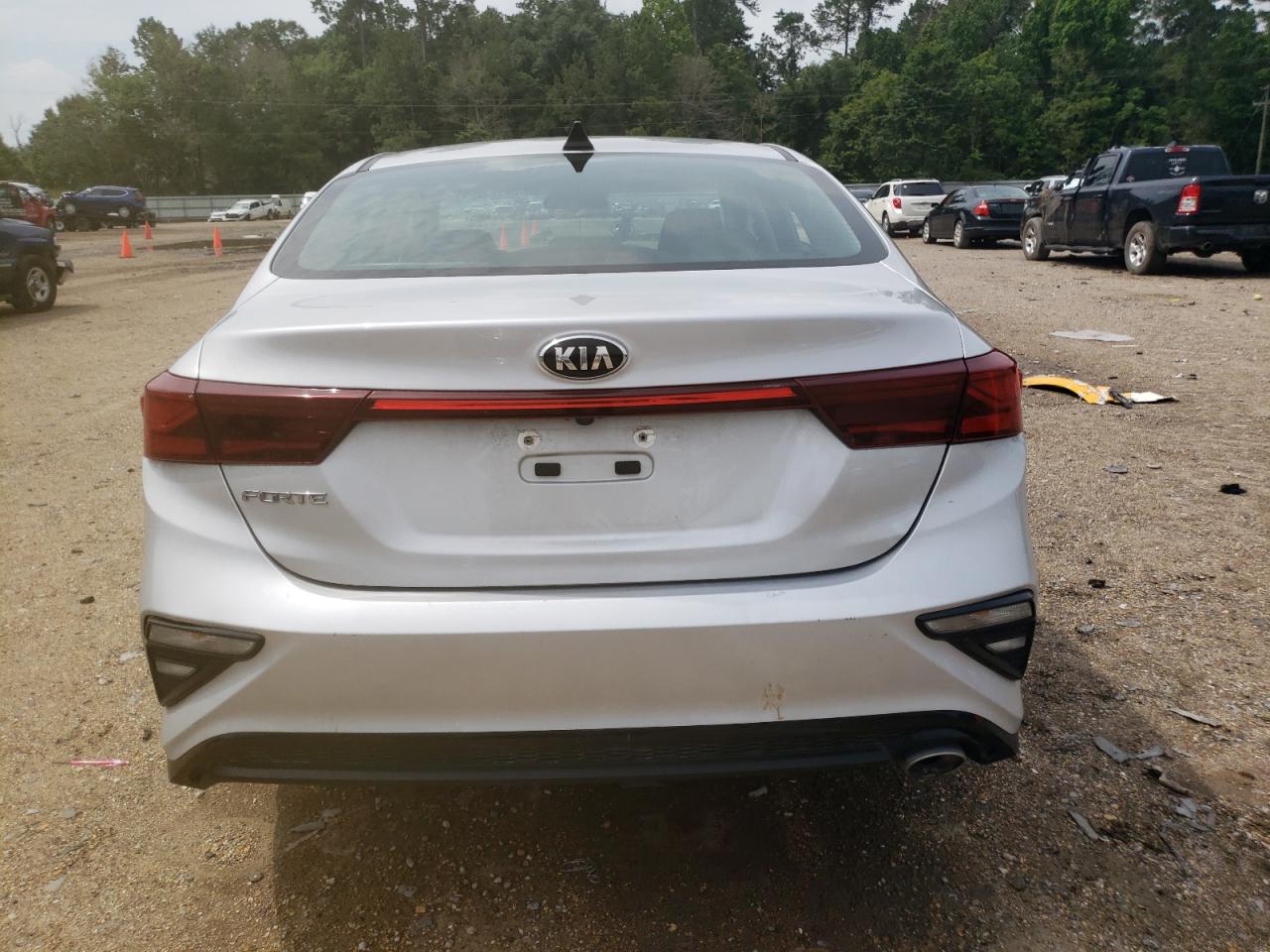 3KPF24AD3ME338146 2021 Kia Forte Fe