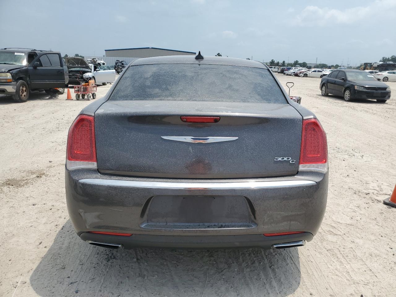 2C3CCAEG4HH645973 2017 Chrysler 300C