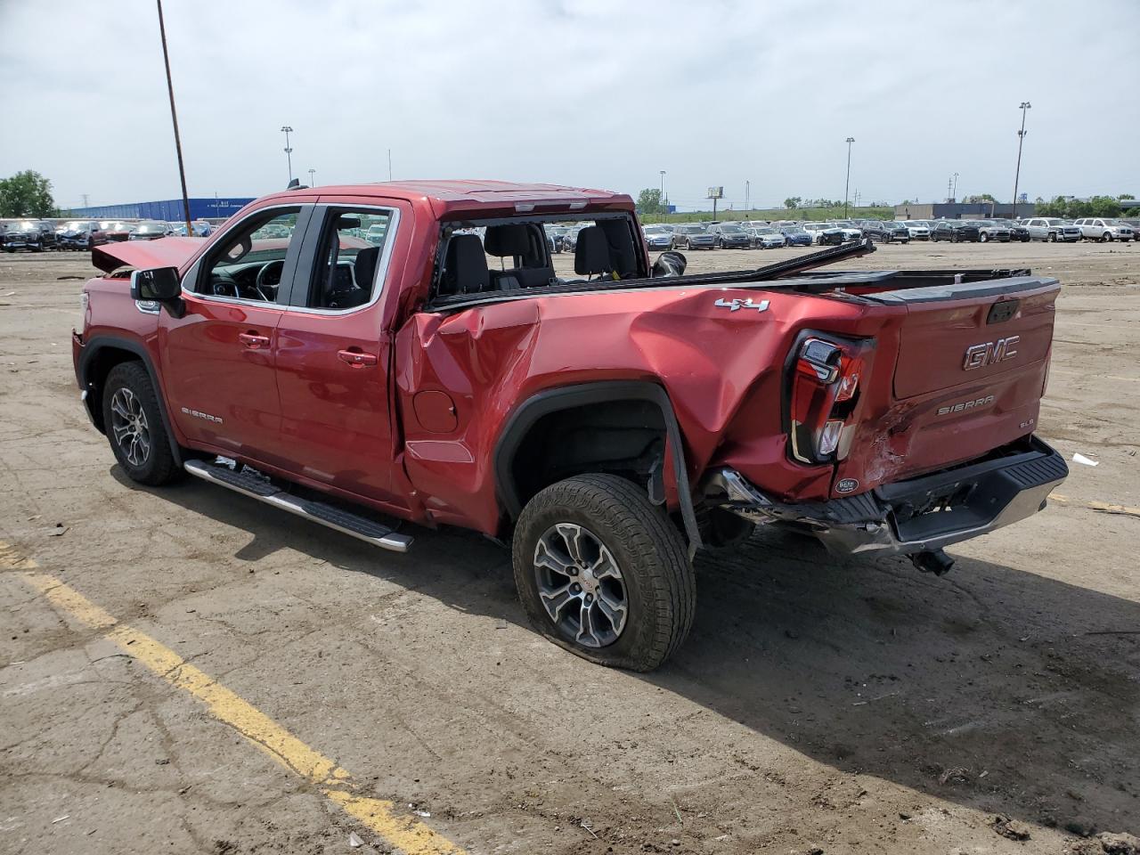 1GTR9BED5MZ311686 2021 GMC Sierra K1500 Sle